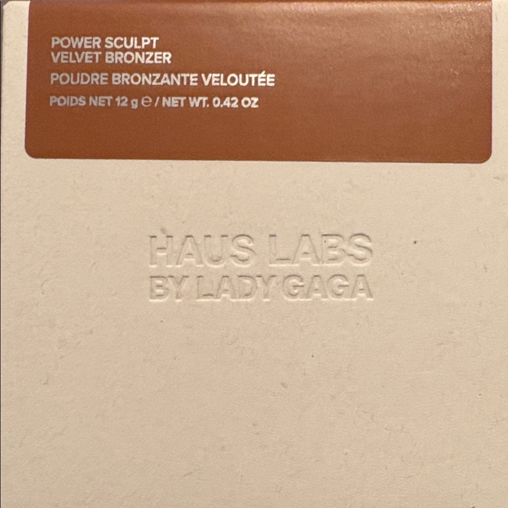 HAUS LABS Power Sculpt Velvet Bronzer with Fermented Arnica Medium Level 7 - Picture 2 of 3